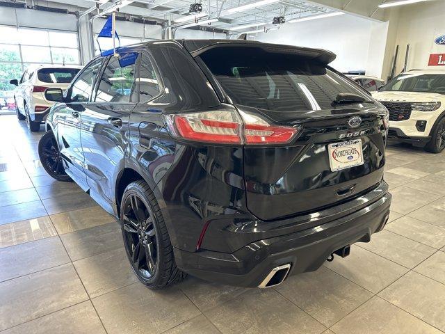 used 2022 Ford Edge car, priced at $29,000