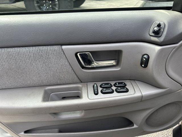 used 2002 Ford Taurus car, priced at $6,000