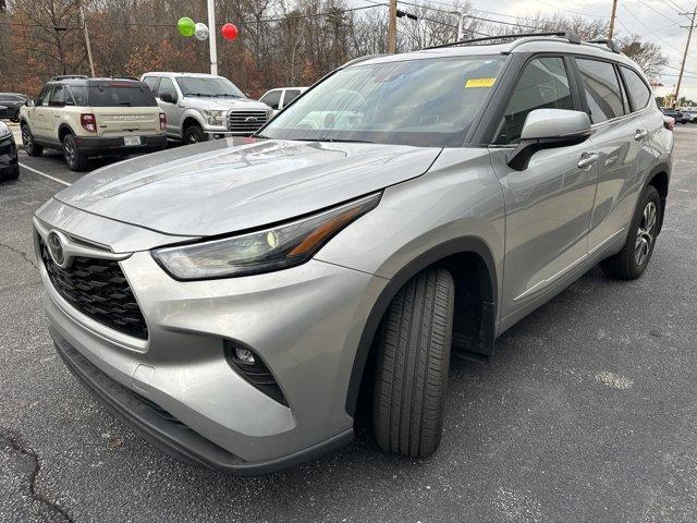 used 2023 Toyota Highlander car, priced at $41,000