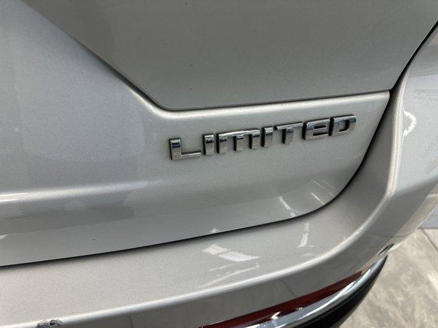 used 2022 Jeep Grand Cherokee car, priced at $32,000