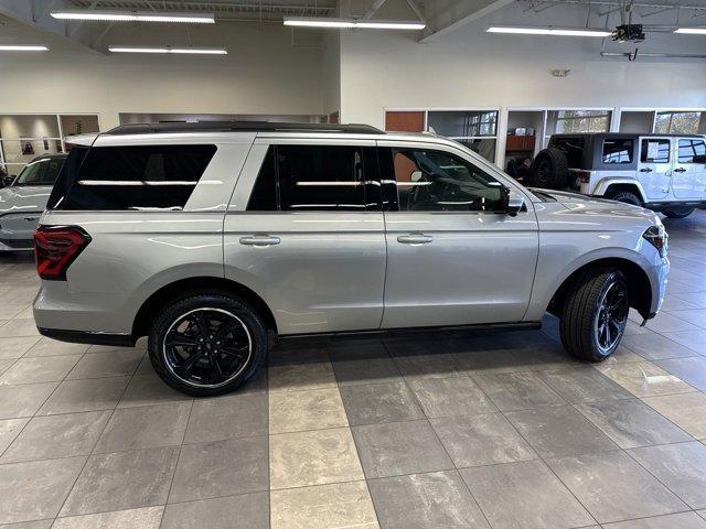 new 2024 Ford Expedition car, priced at $68,099