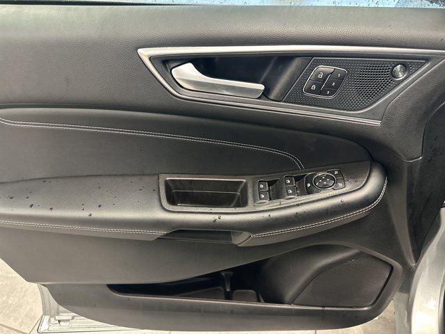 used 2024 Ford Edge car, priced at $33,000