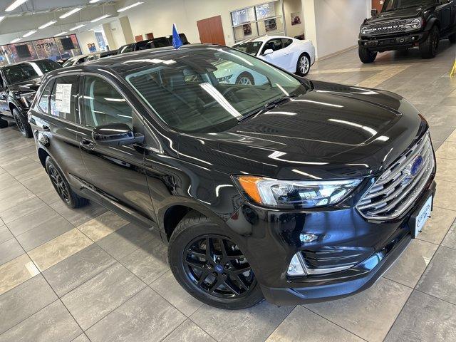 used 2022 Ford Edge car, priced at $25,000