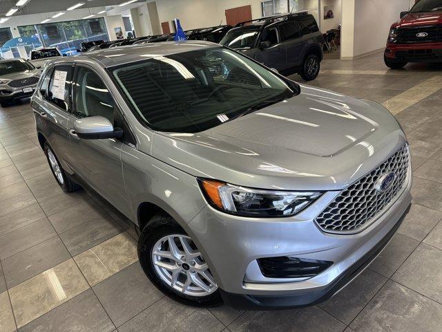 used 2024 Ford Edge car, priced at $28,500