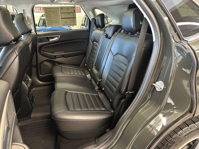 used 2024 Ford Edge car, priced at $27,500