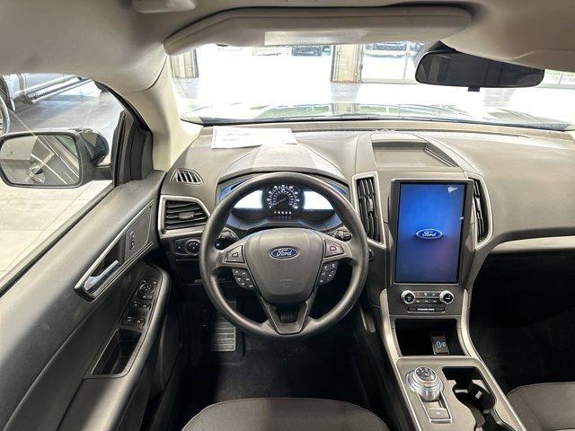 new 2024 Ford Edge car, priced at $33,099