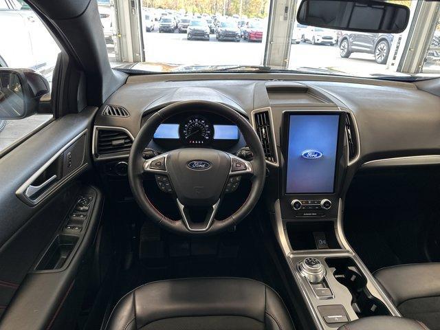 used 2024 Ford Edge car, priced at $34,500