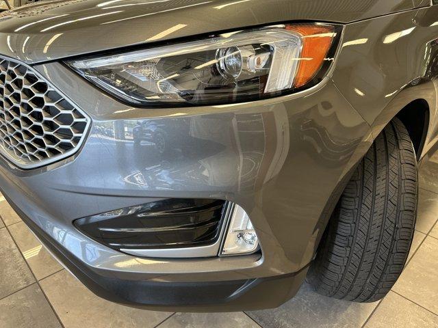 used 2023 Ford Edge car, priced at $27,000