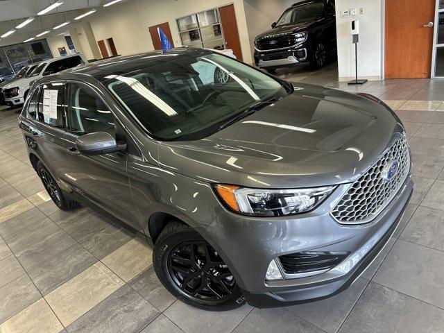 used 2023 Ford Edge car, priced at $27,000