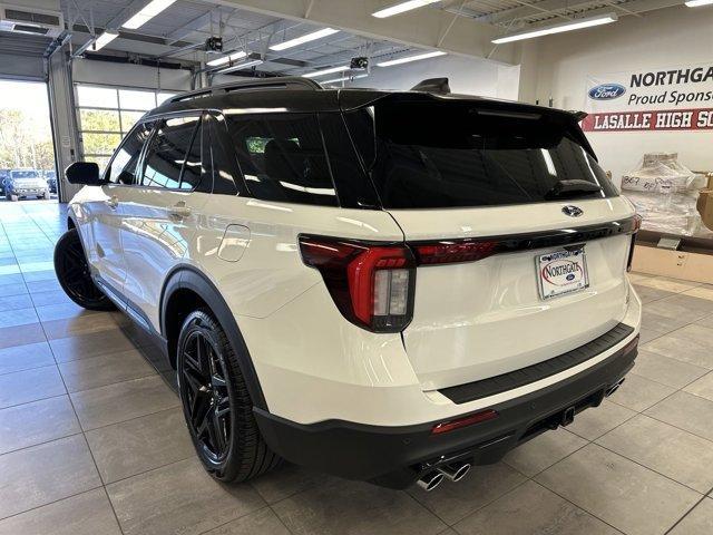 new 2025 Ford Explorer car, priced at $60,670