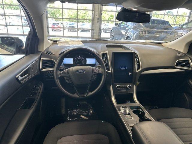 new 2024 Ford Edge car, priced at $35,999