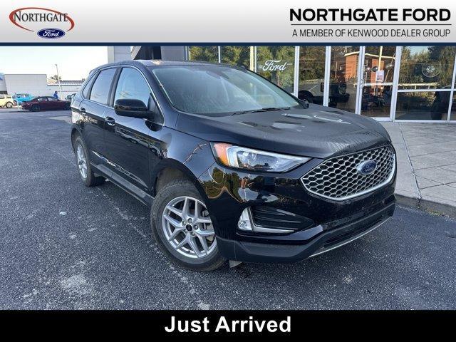 used 2024 Ford Edge car, priced at $29,500
