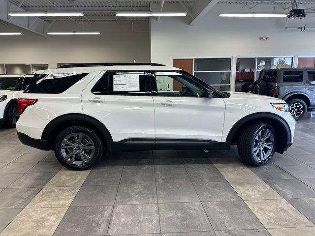 used 2022 Ford Explorer car, priced at $32,000