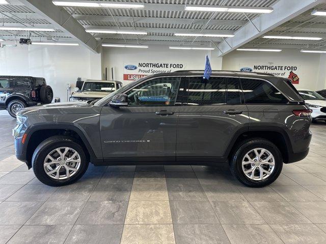 used 2022 Jeep Grand Cherokee car, priced at $28,500