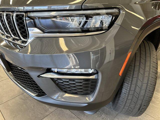 used 2022 Jeep Grand Cherokee car, priced at $28,500