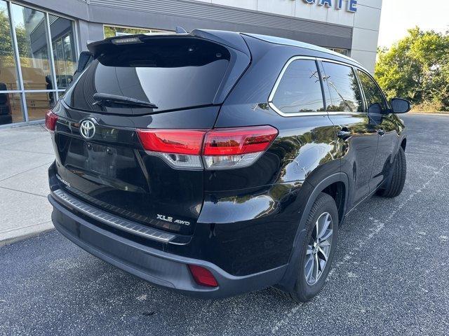 used 2018 Toyota Highlander car, priced at $22,500