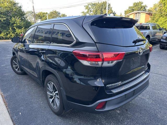 used 2018 Toyota Highlander car, priced at $22,500