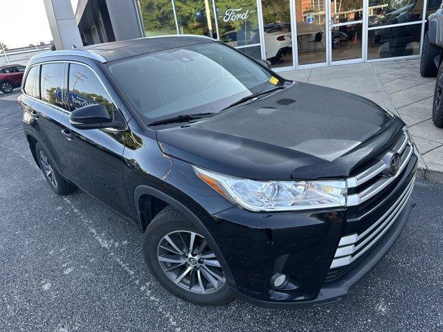 used 2018 Toyota Highlander car, priced at $22,500