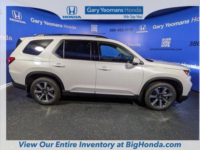 new 2025 Honda Pilot car, priced at $54,985