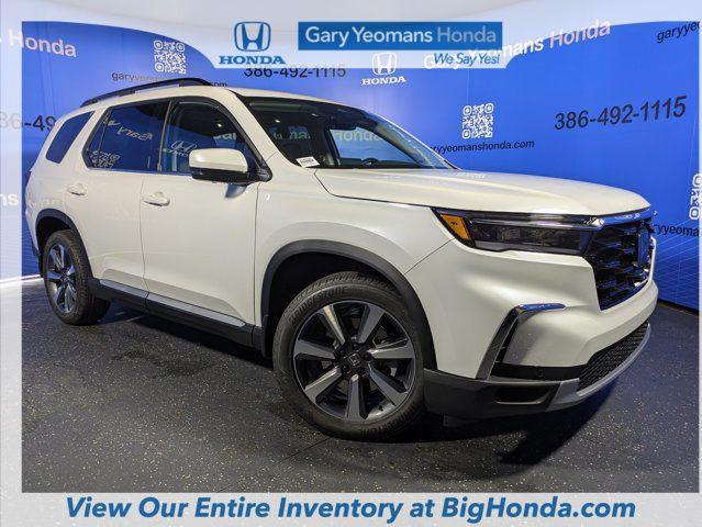 new 2025 Honda Pilot car, priced at $54,985