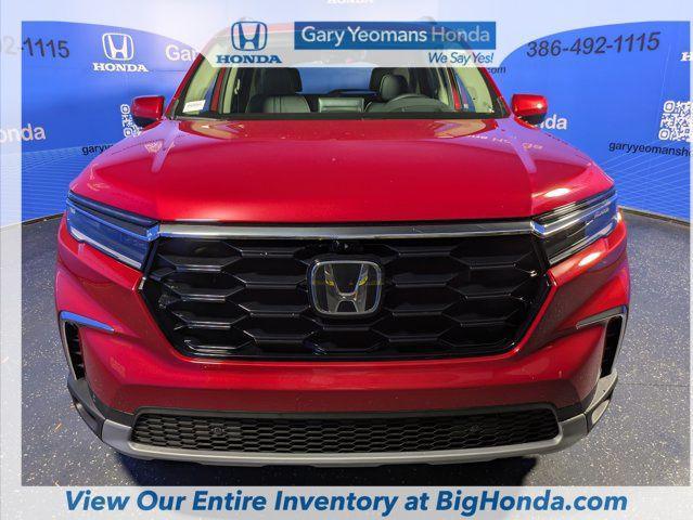 new 2025 Honda Pilot car, priced at $54,985