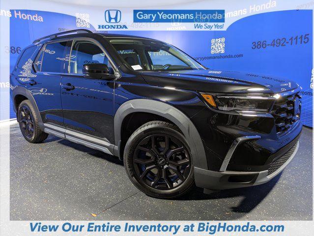 new 2025 Honda Pilot car, priced at $51,700