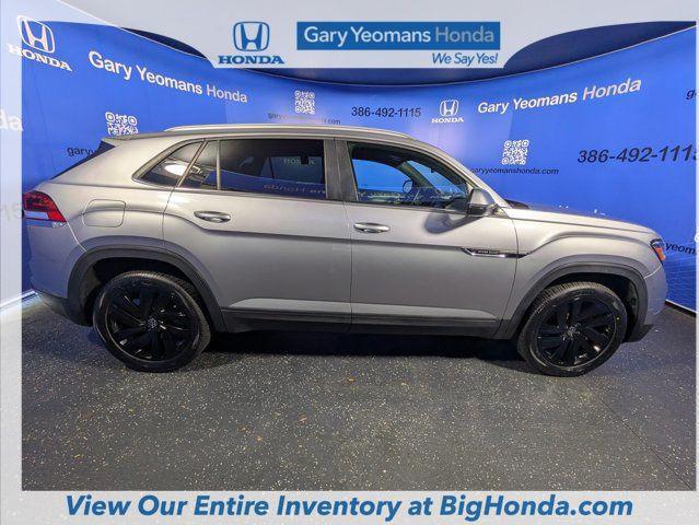 used 2022 Volkswagen Atlas Cross Sport car, priced at $20,999