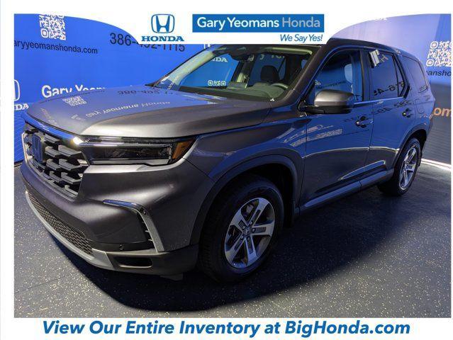 new 2025 Honda Pilot car, priced at $44,680