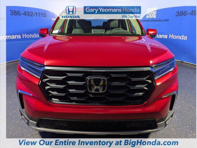 new 2025 Honda Pilot car, priced at $47,550