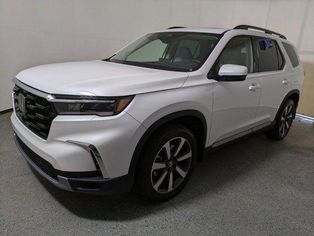 new 2025 Honda Pilot car, priced at $52,087