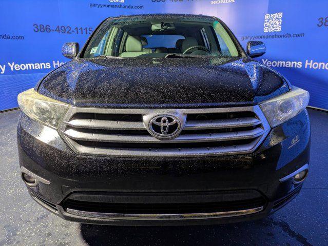 used 2013 Toyota Highlander car, priced at $17,870