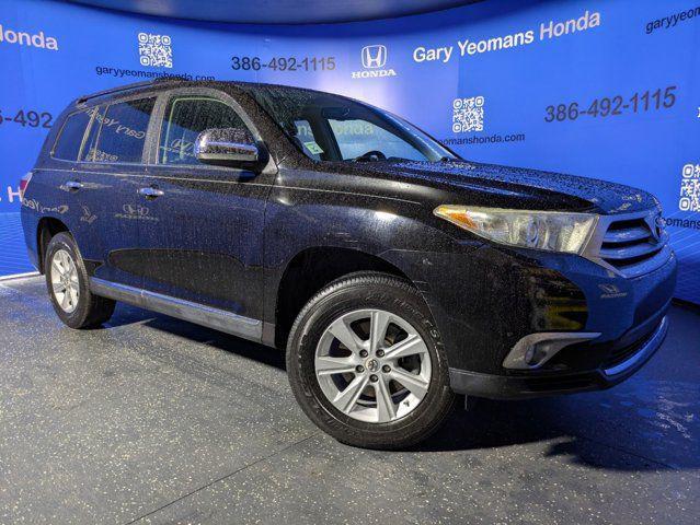 used 2013 Toyota Highlander car, priced at $17,870