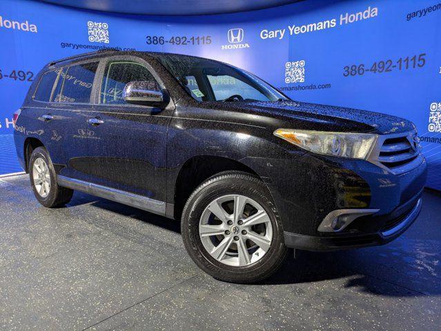 used 2013 Toyota Highlander car, priced at $17,870