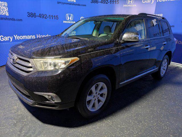 used 2013 Toyota Highlander car, priced at $17,870