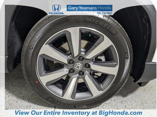 new 2025 Honda Pilot car, priced at $48,405
