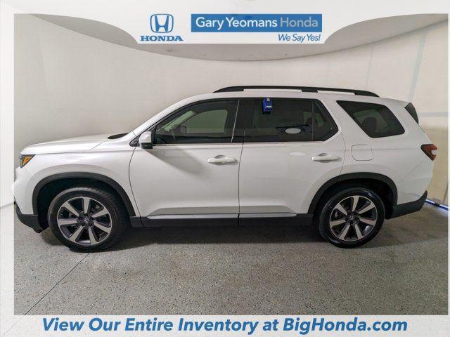 new 2025 Honda Pilot car, priced at $48,405