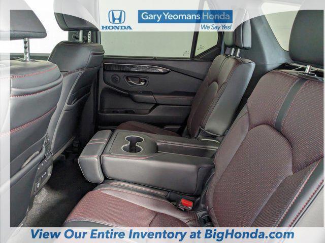 new 2025 Honda Pilot car, priced at $54,485