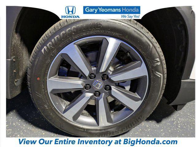 new 2025 Honda Pilot car, priced at $51,235