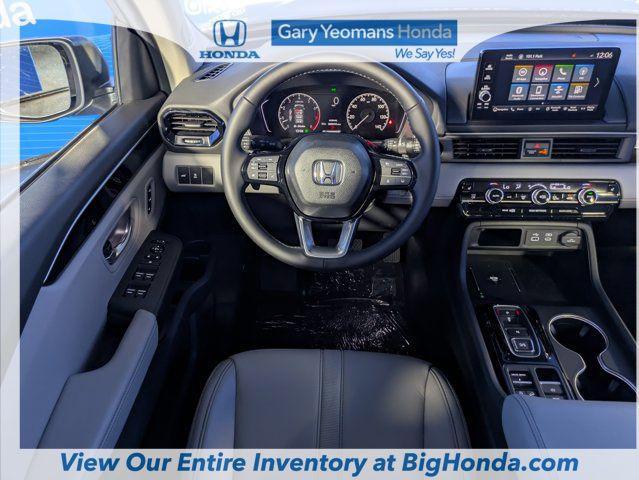 new 2025 Honda Pilot car, priced at $50,850