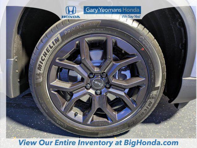 new 2025 Honda Pilot car, priced at $50,850