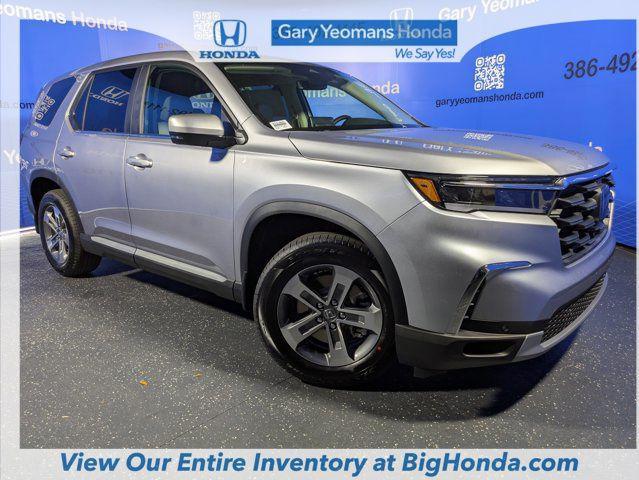 new 2025 Honda Pilot car, priced at $46,050