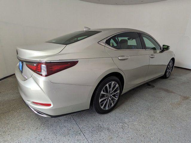 used 2022 Lexus ES 350 car, priced at $30,999