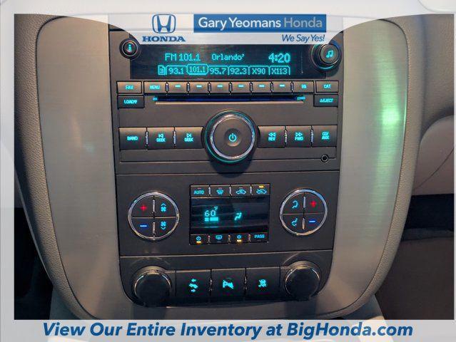 used 2009 Chevrolet Avalanche car, priced at $19,500