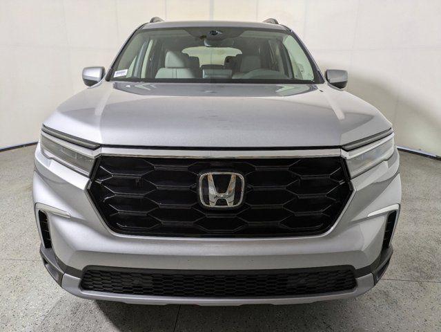 new 2025 Honda Pilot car, priced at $49,471