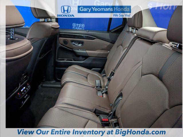 new 2025 Honda Pilot car, priced at $56,295