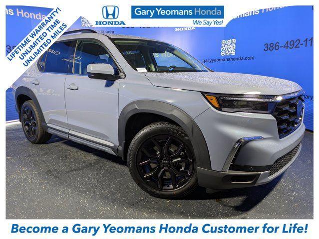 new 2025 Honda Pilot car, priced at $54,255