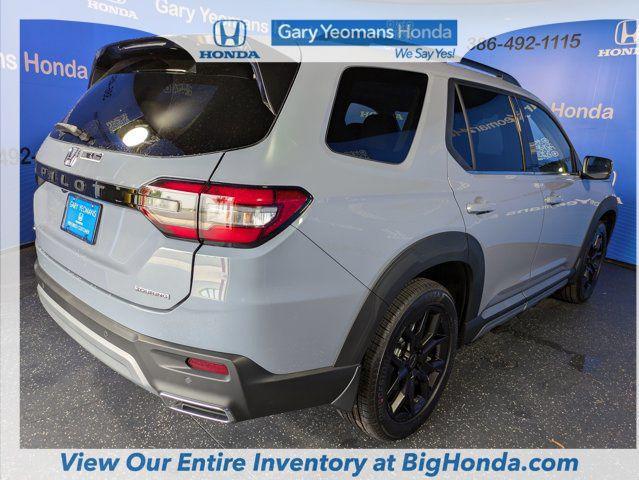 new 2025 Honda Pilot car, priced at $54,255