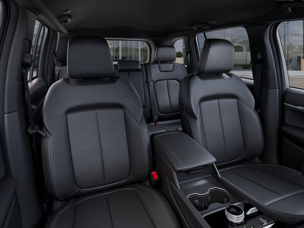 new 2025 Jeep Grand Cherokee car, priced at $46,900