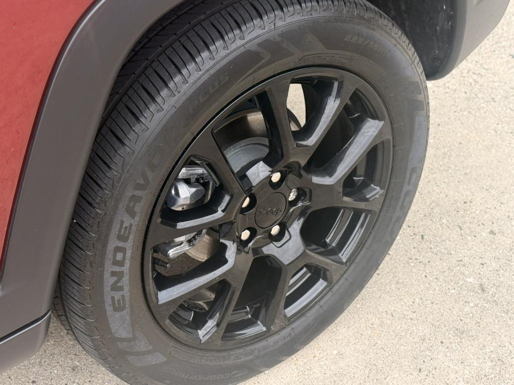 used 2022 Jeep Compass car, priced at $20,555