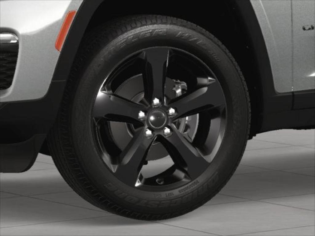new 2025 Jeep Grand Cherokee car, priced at $52,735